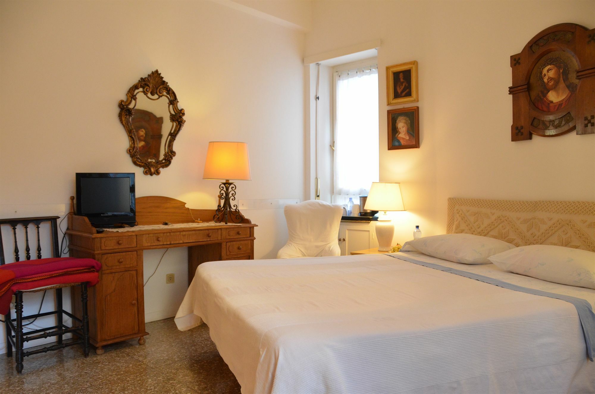 Hotel 10 E Lode